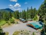 Private Paradise on Whitepine Creek